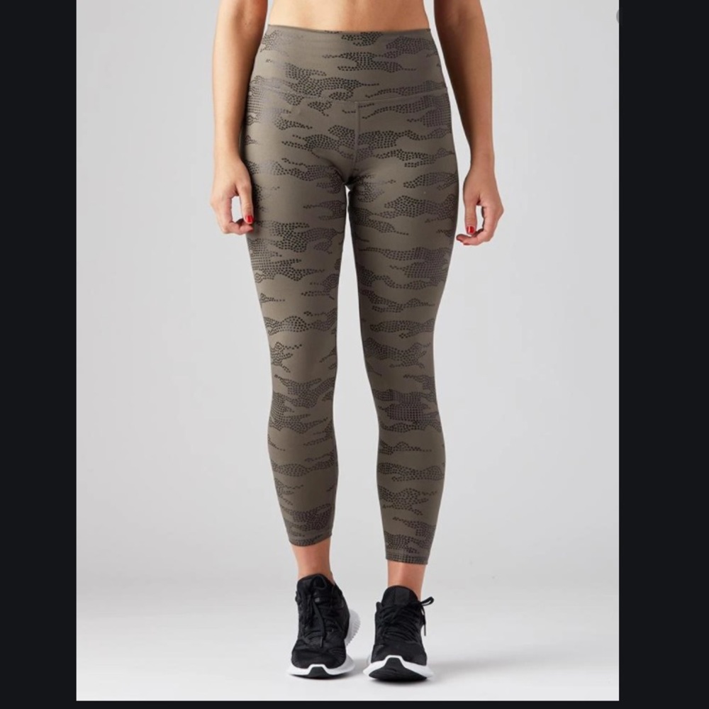 Glyder CycleBar Legging: Dark Moss Star Camo